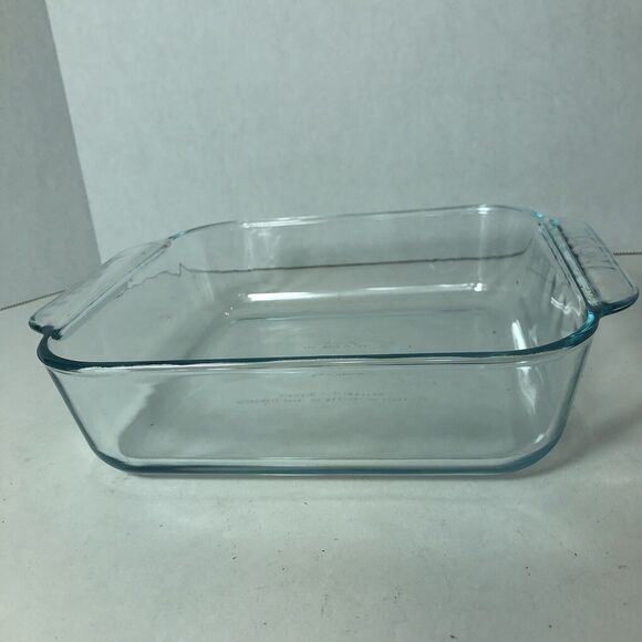 Pyrex‎ Dish Pan 2 Qt Clear 8x8x2 Square Casserole Brownie Baking #222 No Lid B3 - Picture 1 of 9